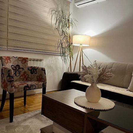 Apartman Manja Lukavica Exterior foto